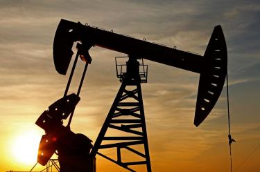 Precios del petróleo regresan al nivel previo a la guerra por acuerdo entre EU e Irán