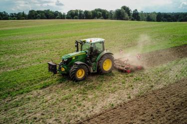 Comercio de fertilizantes cayó un 30% por conflicto en Oriente Medio y podrían subir precios: FAO