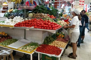 Canasta Básica Alimentaria cuesta 2,132 pesos; papa lidera alza de precios