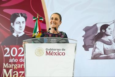 Claudia Sheinbaum, anunció que obsequiará a los padres que cumplan años el 21 de junio seis viajes dobles al sureste.