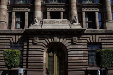 Banxico congelará la tasa de referencia en 6.50% hasta 2027: Encuesta Citi