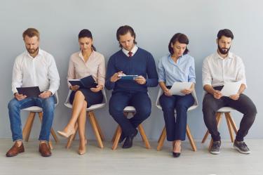 Recortes de empleo: No es la IA, es la reducción de costos en las empresas