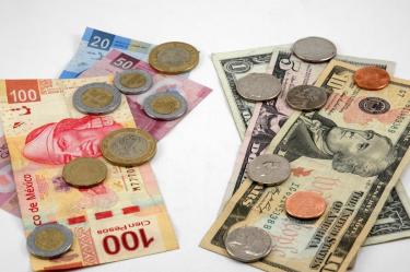 Peso mexicano toma respiro luego de 3 sesiones de pérdidas frente al dólar