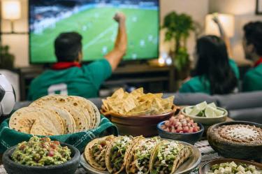 La tortilla de maíz es una fuente importante de carbohidratos complejos