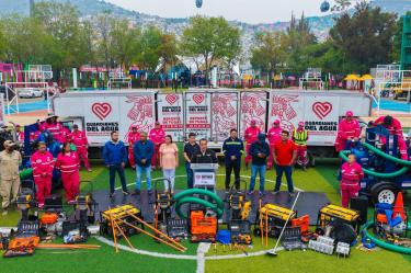 Cada una de las 6 cuadrillas está integrada por cinco trabajadores y cuenta con una camioneta nueva equipada con planta de energía eléctrica, motobombas, bombas y herramienta especializada