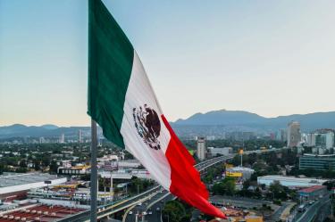 Ajuste a la calificación de México no afecta el crédito de instituciones: S&P.