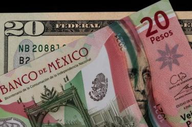 ¿El dólar pierde fuerza? Inflación de EU impulsa al peso mexicano.