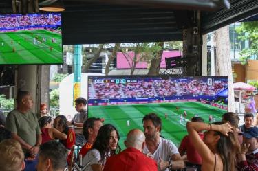 Mucho futbol, poco consumo: el Mundial dejó un impacto económico menor al esperado.