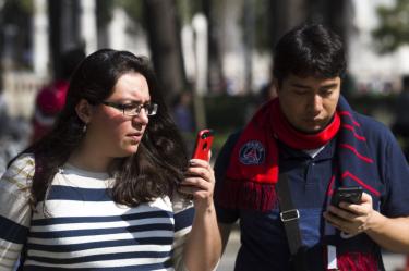 AT&T pierde usuarios de prepago por registro de líneas celulares; gana en pospago.