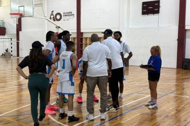 La Alcaldía Álvaro Obregón concretó una alianza con el exjugador de la NBA y embajador global de la Jr. NBA, Cliff Morgan