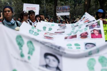 Marcha para exigir la aparición con vida de jóvenes reportados como desaparecidos