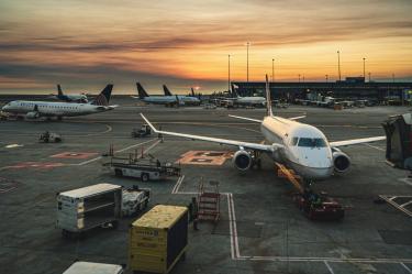 Aerolíneas en crisis: Reducen 1 millón de asientos entre México y EU