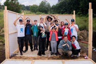 Durante estos quince años, se han movilizado a más de 13 mil voluntarios, beneficiando a 4 mil personas