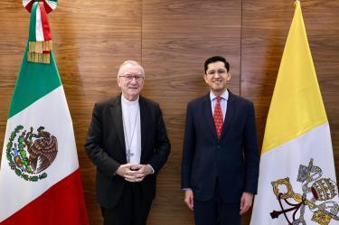 Pietro Parolin, secretario de Estado del Vaticano llega a México; alistan probable visita papal