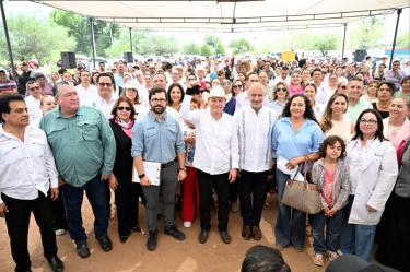 El gobernador Alfonso Durazo y autoridades federales colocaron la primera piedra de la obra, proyectada para concluir en abril de 2027 como parte del Plan de Justicia para Cananea y el Río Sonora.