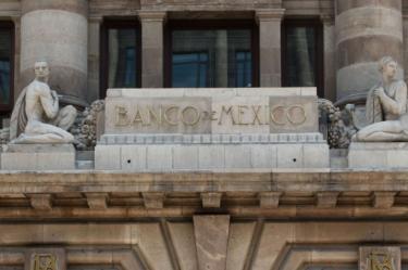 Banxico no seguirá los pasos de la Fed en EU, ¿por qué?