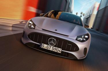 Mercedes‑AMG enfrenta una demanda poco usual en el estado de California.