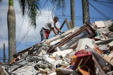 Se detectaron al menos dos réplicas en la misma zona geográfica: una de magnitud 2.8 y otra de 4.8.
