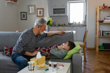 ¿Cómo afecta a la salud de los abuelos cuidar a los nietos?