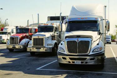 Industria de camiones pesados acelera: producción, ventas y exportaciones repuntan.