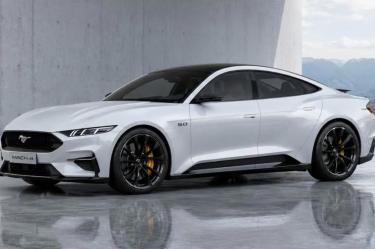 Ford Mustang cuatro puertas