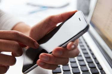 ¡Sin prórroga! La CRT suspenderá líneas celulares con terminación "0" si no están vinculadas