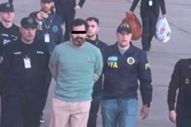 "No puede ser que, si había decenas de buques que traían decenas de millones de litros de huachicol, el exsecretario de Marina, Rafael Ojeda Durán, no hubiera estado enterado"