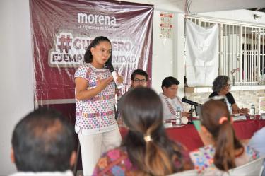 Mojica Morga destacó la asignación de recursos públicos para la edificación de vivienda y la construcción de caminos artesanales en beneficio directo del pueblo afromexicano de San Marcos.