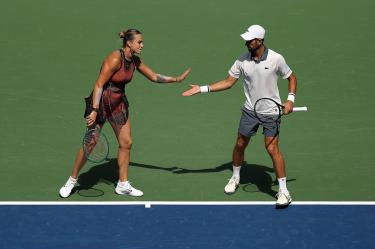 Sorpresa en el US Open: Sabalenka y Djokovic, eliminados del dobles mixtos