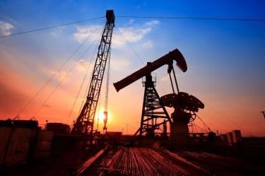Temen que Trump 'colonice' Venezuela tras acuerdo para controlar reservas petroleras.