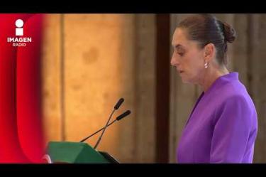 Sergio Negrete Cárdenas, doctor en Economía, en entrevista con Rogelio Varela, analiza el panorama económico presentado en el Segundo Informe de Gobierno de la presidenta Claudia Sheinbaum. El especialista desglosa las cifras oficiales sobre desempleo, deuda pública y crecimiento económico para contrastarlas con la realidad estructural del país.
El entrevistado expone el estancamiento del PIB per cápita, el incremento de la informalidad laboral y el impacto del carry trade sobre la paridad del peso frente al dólar. Asimismo, el especialista detalla cómo la incertidumbre institucional y la falta de inversión fresca condicionan el crecimiento económico de México hacia los próximos años.
00:00 - Balance económico del Segundo Informe de Gobierno
01:53 - Crecimiento económico bajo y riesgos de deuda pública
03:50 - Explicación del peso fuerte y efecto carry trade
05:41 - Estancamiento del PIB per cápita en México desde 2018
07:20 - Aumento del empleo informal y presiones salariales
08:44 - Perspectivas de inversión y entorno institucional
COMENTA ESTE VIDEO Y COMPARTELO CON TUS AMIGOS
No olvides dejarnos tus comentarios y visitarnos en
Sitio: http://www.imagenradio.com.mx
Facebook: https://www.facebook.com/ImagenRadio/?locale=es_LA
Twitter: https://x.com/Imagen_Mx
Suscríbete a nuestro canal:
https://www.youtube.com/channel/UCB0BUmdBOrH9mYU2ebs1eWA
#imagenradio #noticiasenvivo
#economia #mexico #informegobierno #pib #deudapublica