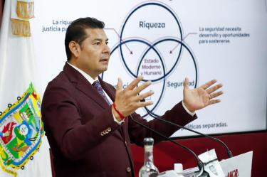 Alejandro Armenta, gobernador de Puebla