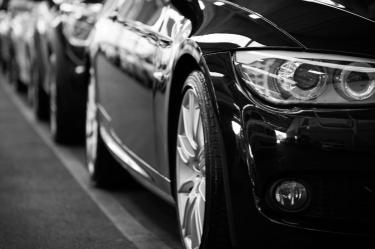 Armadoras en EU piden prohibir los autos chinos antes de fin de año.