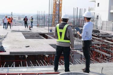 Inversión fija bruta de México crece 1.3% en junio impulsada por la construcción.