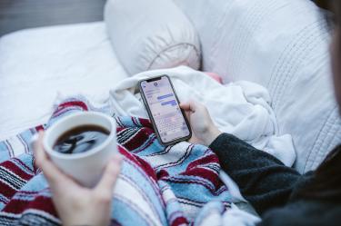 Maternidad y redes sociales: cómo evitar compararnos con otras mamás