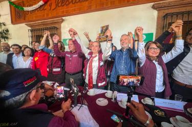 San Juan del Río fue el primer punto del recorrido encabezado por Santiago Nieto Castillo, coordinador estatal de la Defensa de la Transformación y la Soberanía Nacional