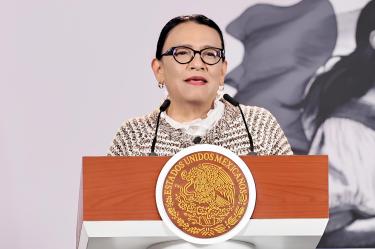 El Gobierno de México impulsa la atención integral de la juventud mediante la creación de 400 mil espacios educativos y la vinculación laboral de 416 mil jóvenes.