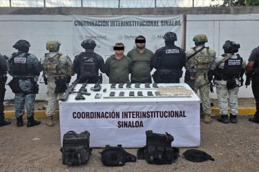 Ambos individuos son identificados como integrantes del grupo delictivo “Los Menores”, informó la Secretaría de la Defensa Nacional.