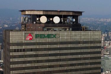Paquete Económico 2027: Apoyos a Pemex se reducirán un 70%, ¿por qué?