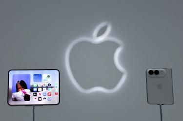 iPhone Duo debuta como el primer teléfono plegable de Apple, ¿qué tiene?