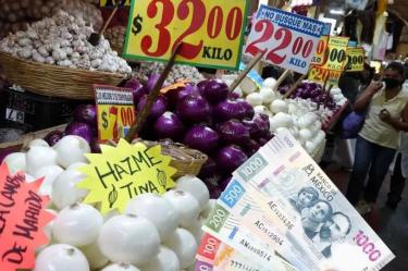Cebolla y papa presionan el costo de la Canasta Alimentaria; sube 4.5% en ciudades.