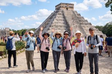 ¿Gastan más que otros viajeros? Por qué México quiere atraer más turistas chinos.