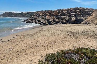 La privatización de playas se ha vuelto una práctica común