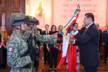 Alejandro Armenta encabezó el Grito de Independencia desde el Palacio Municipal de Puebla