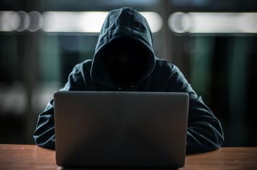 Cibercriminales se hacen pasar por empleados de TI y así roban información de las empresas