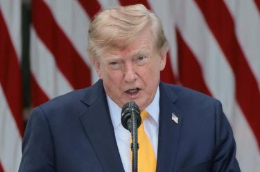 Trump amenaza con aranceles a la UE si Canadá se convierte en miembro asociado