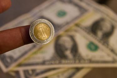 Anticipan buen desempeño para el peso: cotizará hasta los 16.95