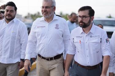 En cuanto a la atención en zonas indígenas y costeras, se destinan 397 millones de pesos al Hospital Comunitario de Arantepacua y 330 millones de pesos al Hospital Regional Comunitario de Maruata.