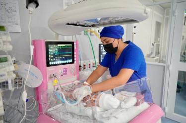 Tres de los recién nacidos murieron el martes 15 de septiembre, otro el viernes 18 y el quinto el sábado 19.