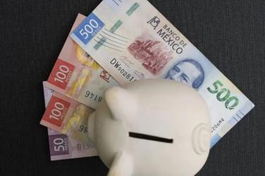 ¿Cuánto dinero tienes en tu Afore? Así puedes saber si estás cotizando correctamente.